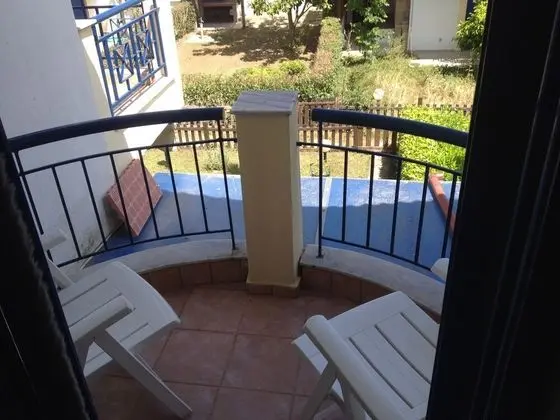 Ev, 3 Yatak Odası, Bahçe Manzaralı (1)
