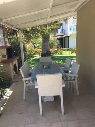 Ev, 3 Yatak Odası, Bahçe Manzaralı (2)
