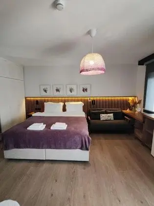 Çift Kişilik, Bahçe Manzaralı, Balkonlu
