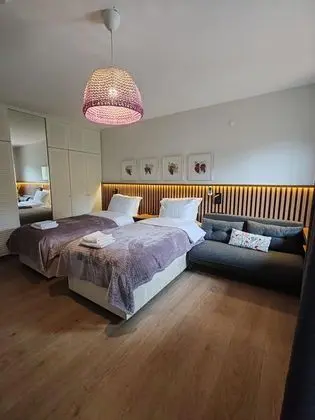Çift Kişilik, Bahçe Manzaralı, Balkonlu