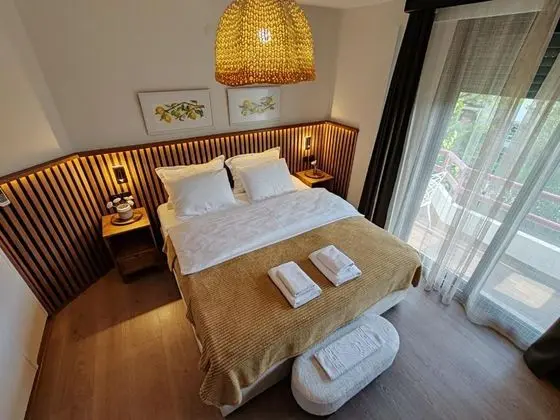 Corner Deluxe Oda, Bahçe Manzaralı, Balkonlu