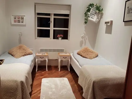 Basic İki Ayrı Yataklı Oda, Ortak Banyo