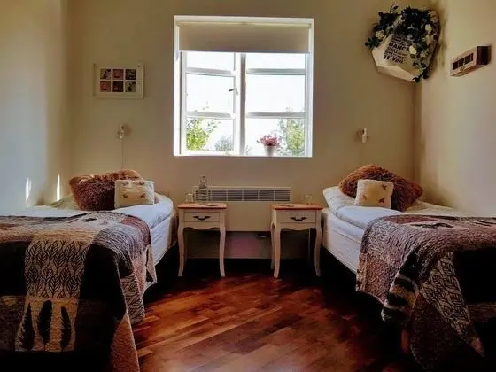Basic İki Ayrı Yataklı Oda, Ortak Banyo