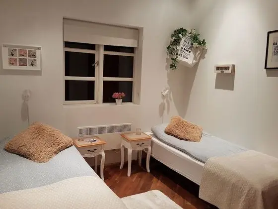 Basic İki Ayrı Yataklı Oda, Ortak Banyo