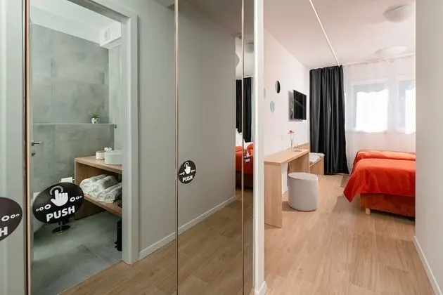 Deluxe Tek Büyük veya İki Ayrı Yataklı Oda, Bahçe Manzaralı