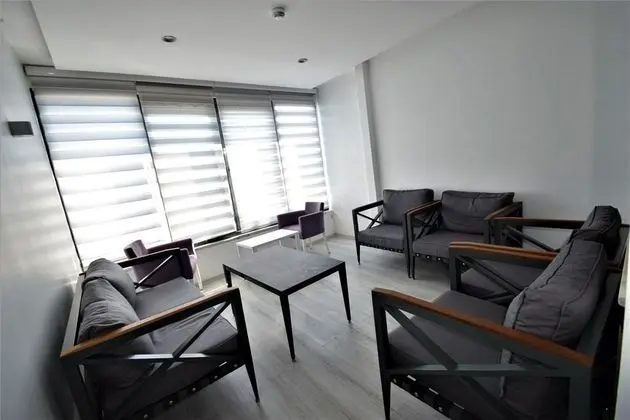 Aile Odası, Kısmi Deniz Manzaralı, Teraslı