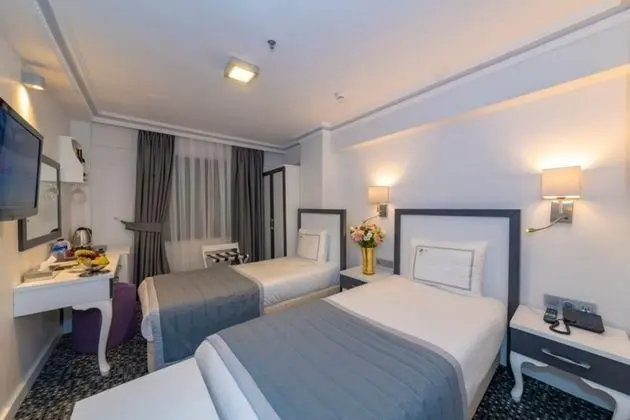 Bağlantılı Oda, Manzarasız