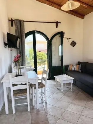 Apart Daire, 1 Yatak Odası, Deniz Manzaralı (Athina)