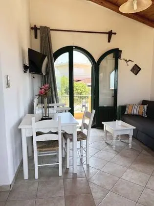 Apart Daire, 1 Yatak Odası, Deniz Manzaralı (Athina)
