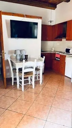 Stüdyo, Havuz Manzaralı, Bahçeli (Theano)