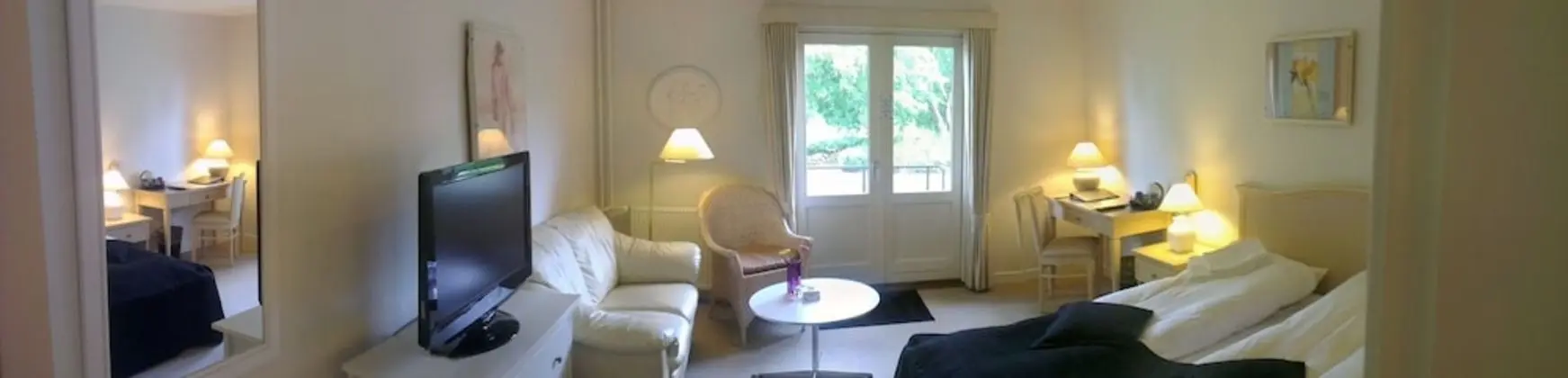 Deluxe Tek Büyük Yataklı Oda, Balkon, Göl Manzaralı