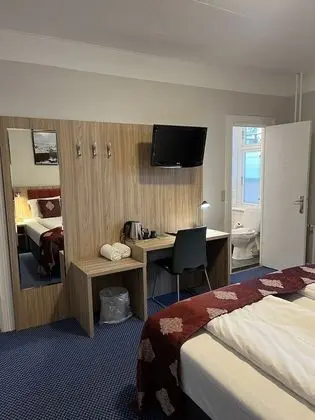 Tek Büyük veya İki Ayrı Yataklı Oda