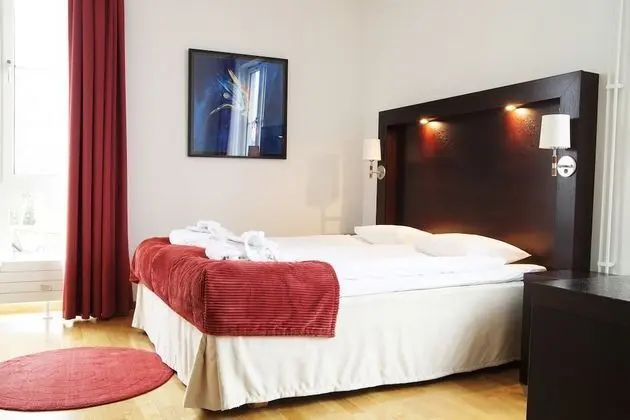 Deluxe Tek Büyük Yataklı Oda (Pool access included)