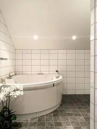 Junior Süit (Pool access included)
