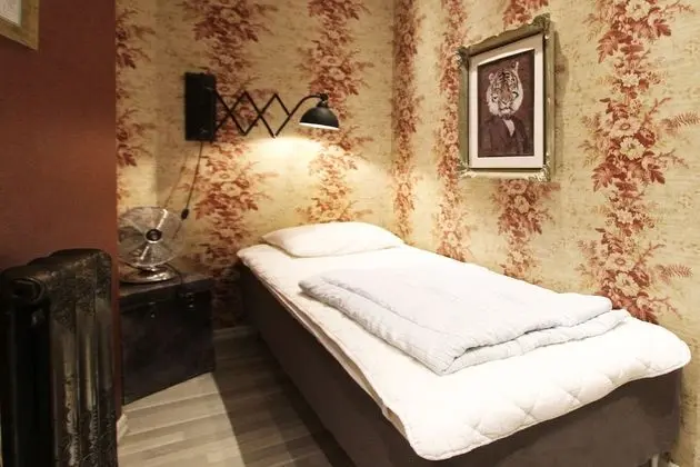 Economy Tek Kişilik Oda, Ortak Banyo (No Window)