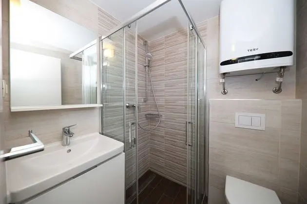 Villa (Four Bedroom Villa with Pool and Beac)