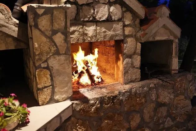 Villa (Four Bedroom Villa with Pool and Beac)