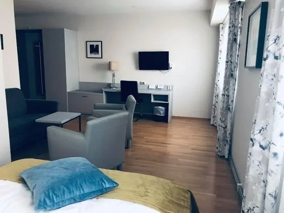 Junior Stüdyo Süit