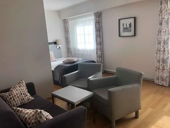 Junior Stüdyo Süit