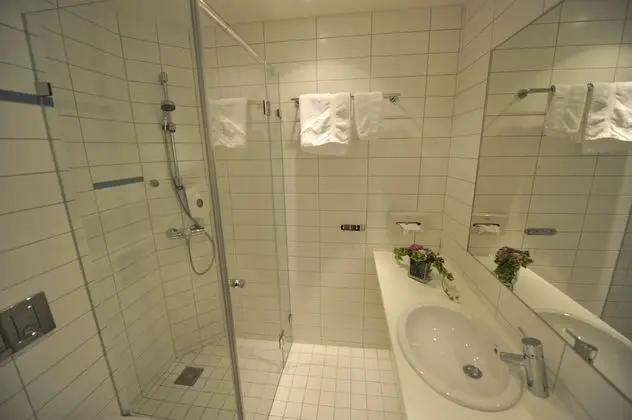 Junior Stüdyo Süit