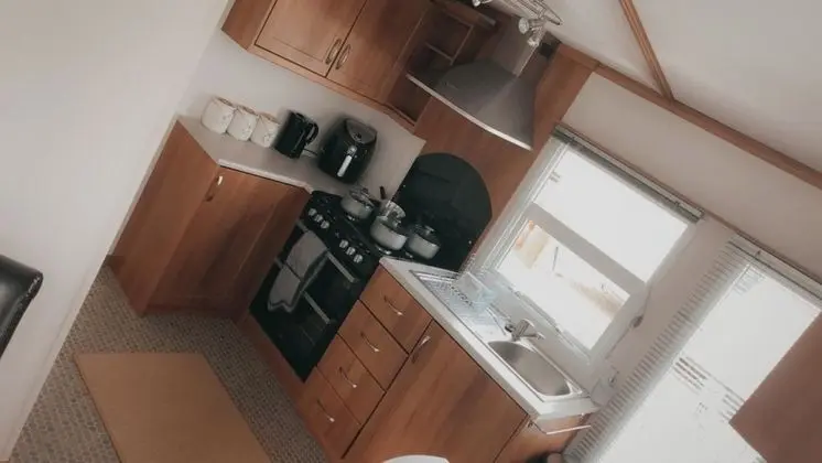 Karavan, Özel Banyo (6 Berth)