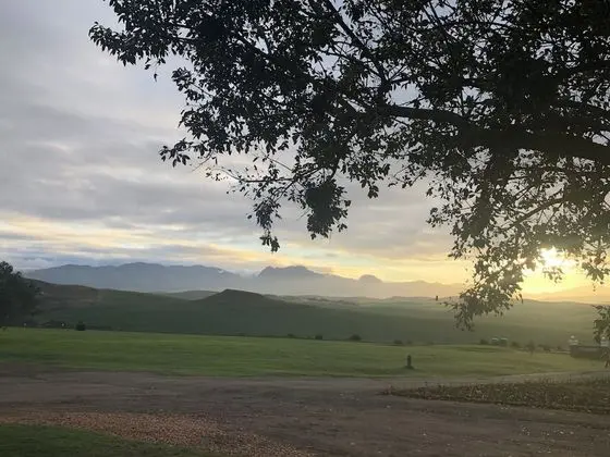 Luxury Kır Evi, 1 Yatak Odası, Dağ Manzaralı (Small cottage: Guineau Fowl)