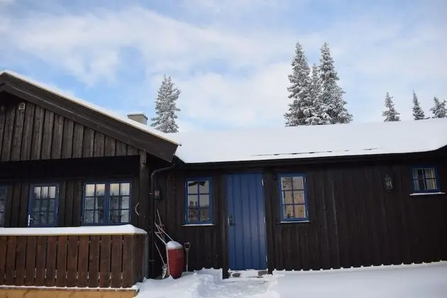 Traditional Kulübe (Liaraket 32)