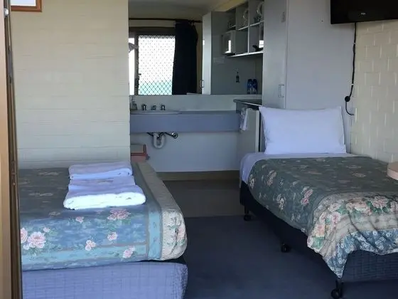 Standard İki Ayrı Yataklı Oda, 1 Yatak Odası, Sigara İçilmez, Küçük Mutfak (Ocean View Twin room)