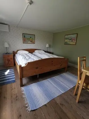 Tek Büyük Yataklı Oda, Ortak Banyo