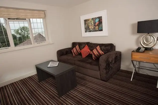 Contemporary Junior Suite