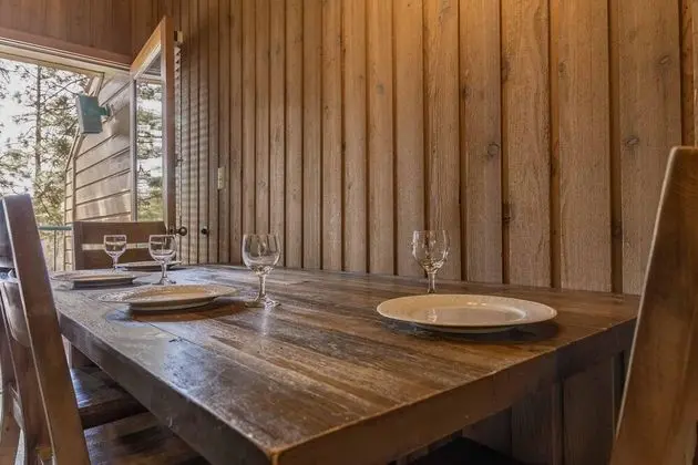 Daire, 1 Büyük (Queen) Boy Yatak ve Çekyat (Ski House 251)