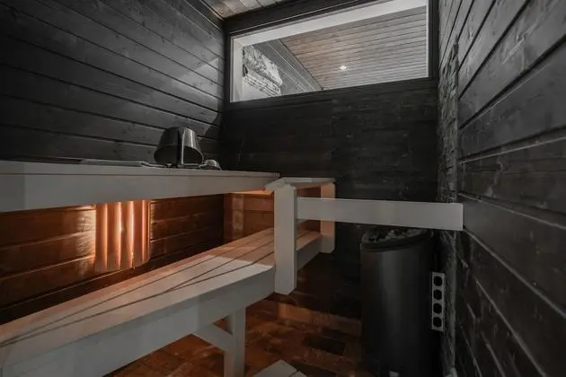 PyhäLinna 33 Studio, Sauna