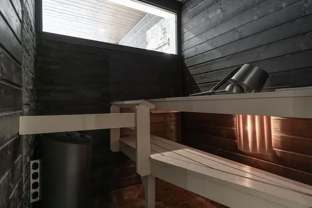 PyhäLinna 33 Studio, Sauna