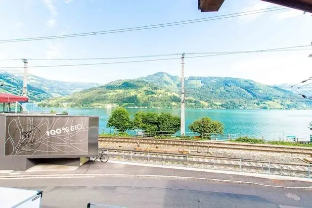 Comfort Apart Daire, 3 Yatak Odası, Göl Manzaralı (The View)