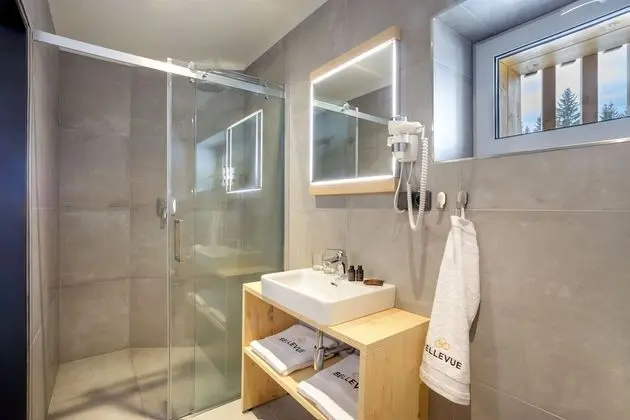 Superior Tek Büyük Yataklı Oda, 1 Büyük (Queen) Boy Yatak ve Çekyat, Balkon