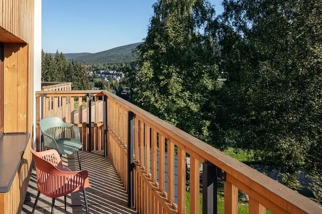 Tek Büyük Yataklı Oda, Balkon