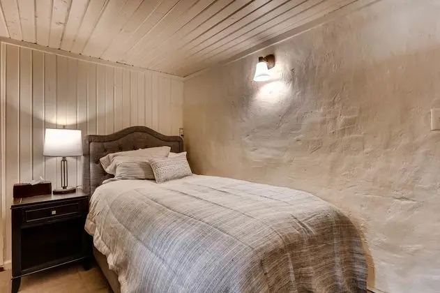 Süit (Ski Tip B&B - Petite)