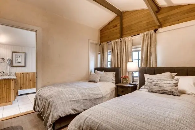 Süit (Ski Tip B&B - Petite)