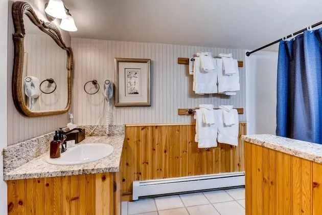 Süit (Ski Tip B&B - Petite)