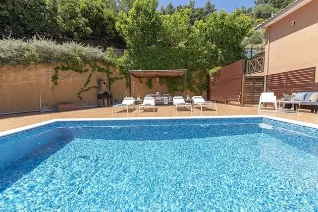 Executive Villa, 2 Yatak Odası, Kişiye Özel Havuzlu, Deniz Manzaralı