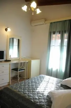 Tek Büyük veya İki Ayrı Yataklı Oda