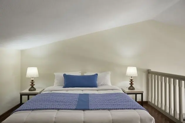 Çatı Katı (Loft), Deniz Manzaralı