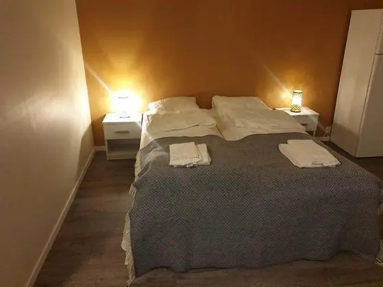 Basic Tek Büyük Yataklı Oda