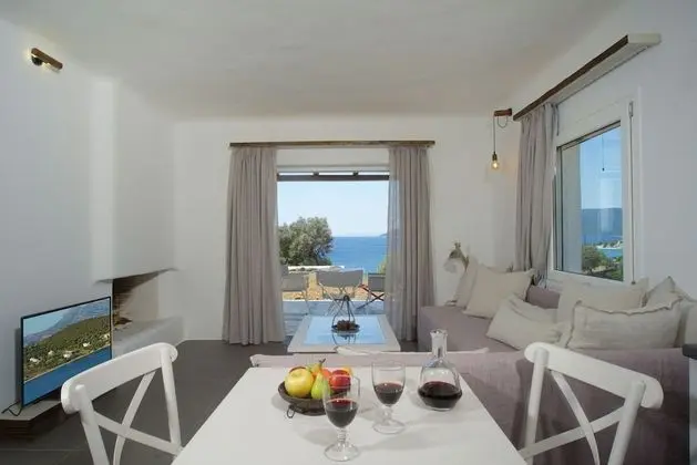 Superior Villa, Şömine, Deniz Manzaralı