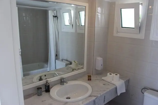 1 Çift Kişilik Veya 2 Tek Kişilik Yatak Superior Garden View