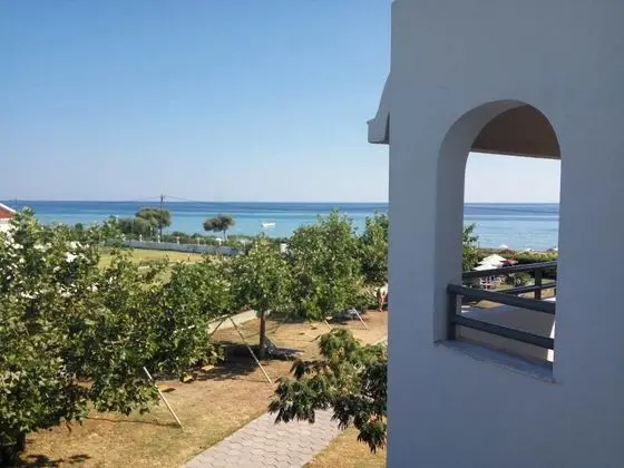 1 Çift Kişilik Veya 2 Tek Kişilik Yatak Superior Sea View