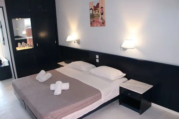 1 Çift Kişilik Veya 2 Tek Kişilik Yatak Superior Side Sea View