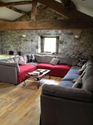 Standard Ev (Bunk Barn sleeps 20 - 5 bedrooms)
