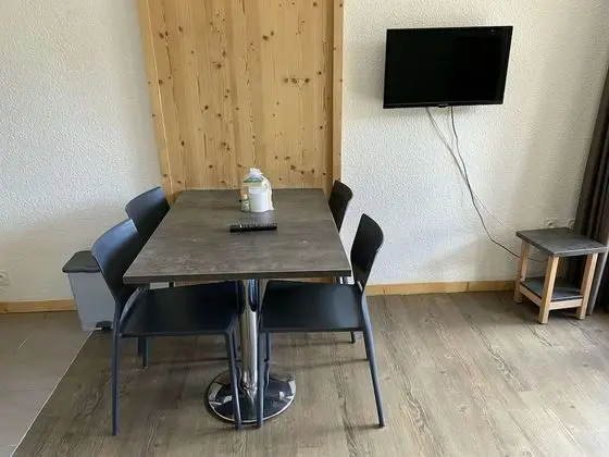 Stüdyo (2727043, Coin Montagne)