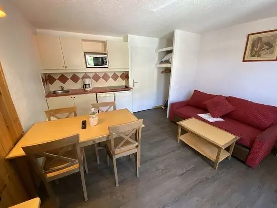 Stüdyo (2727043, Coin Montagne)